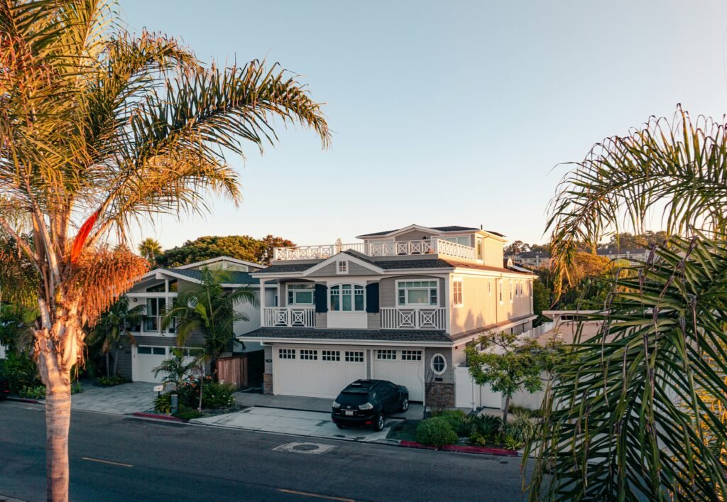 How to Choose the Right California Neighborhood for Your Family